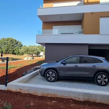 Apartamento Rebecca Peroj